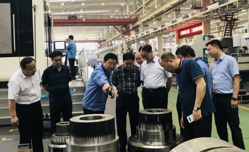 山東能源棗莊礦業(yè)集團領導一行到公司考察交流